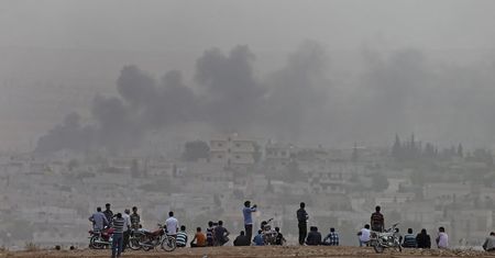 Wojna w Syrii i Iraku. Kolejne naloty USA na pozycje IS w rejonie obleganego Kobane
