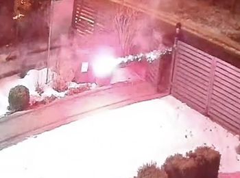 Nastolatkowie terroryzowali rodzinę. "To była garść petard"