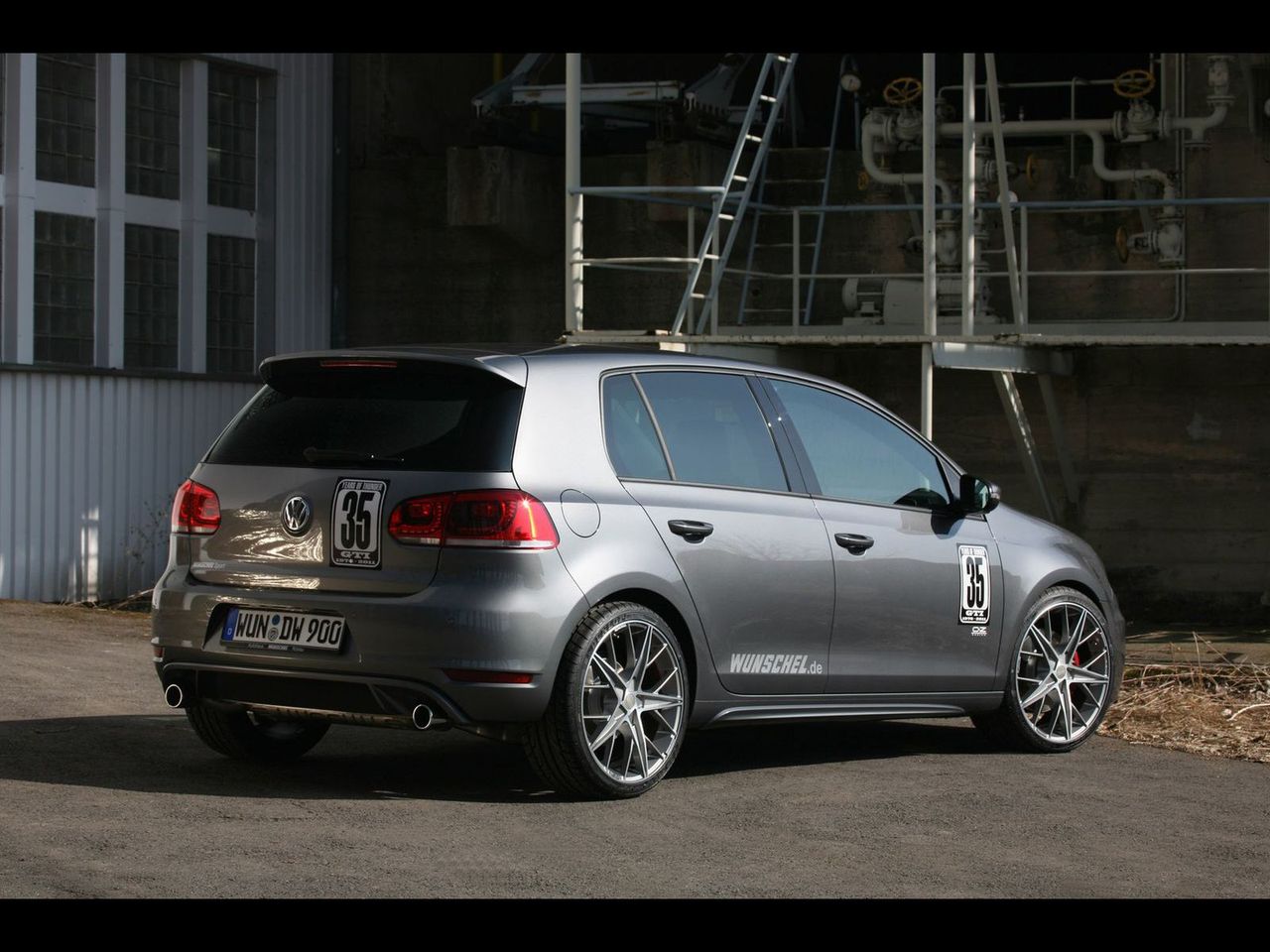 Wunschel Golf GTI Edition 35 fot.2 Wunschel Golf GTI Edition 35 [260 KM, 255 km/h]