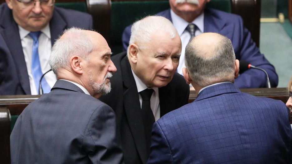 Macierewicz zabrał głos ws. likwidacji podkomisji smoleńskiej