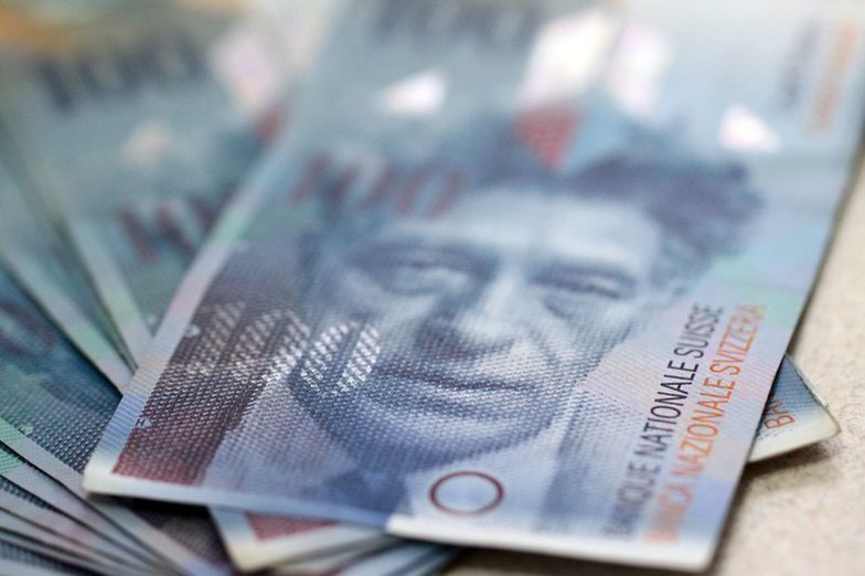 Kredyty we frankach. Piechociński: Nie będzie przewalutowania