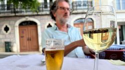 Nie pij tego alkoholu latem. Zwiększa ryzyko czerniaka o 22 proc.