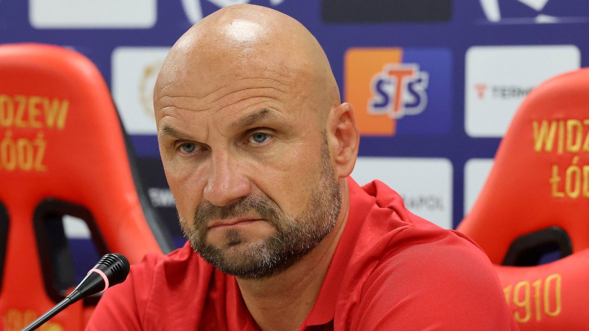 PAP / Marian Zubrzycki / Na zdjęciu: trener Widzewa Łódź Żeljko Sopić