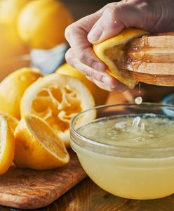 Niezwykłe zastosowanie soku z cytryny. Poprawi zdrowie, ułatwi sprzątanie