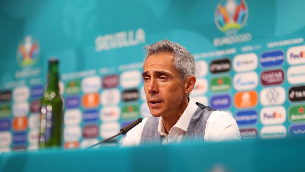 Zdjęcie okładkowe artykułu: Getty Images / UEFA / Na zdjęciu: Paulo Sousa podczas konferencji prasowej