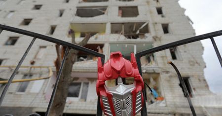 Mariupol. Rosjanie wywożą osierocone dzieci