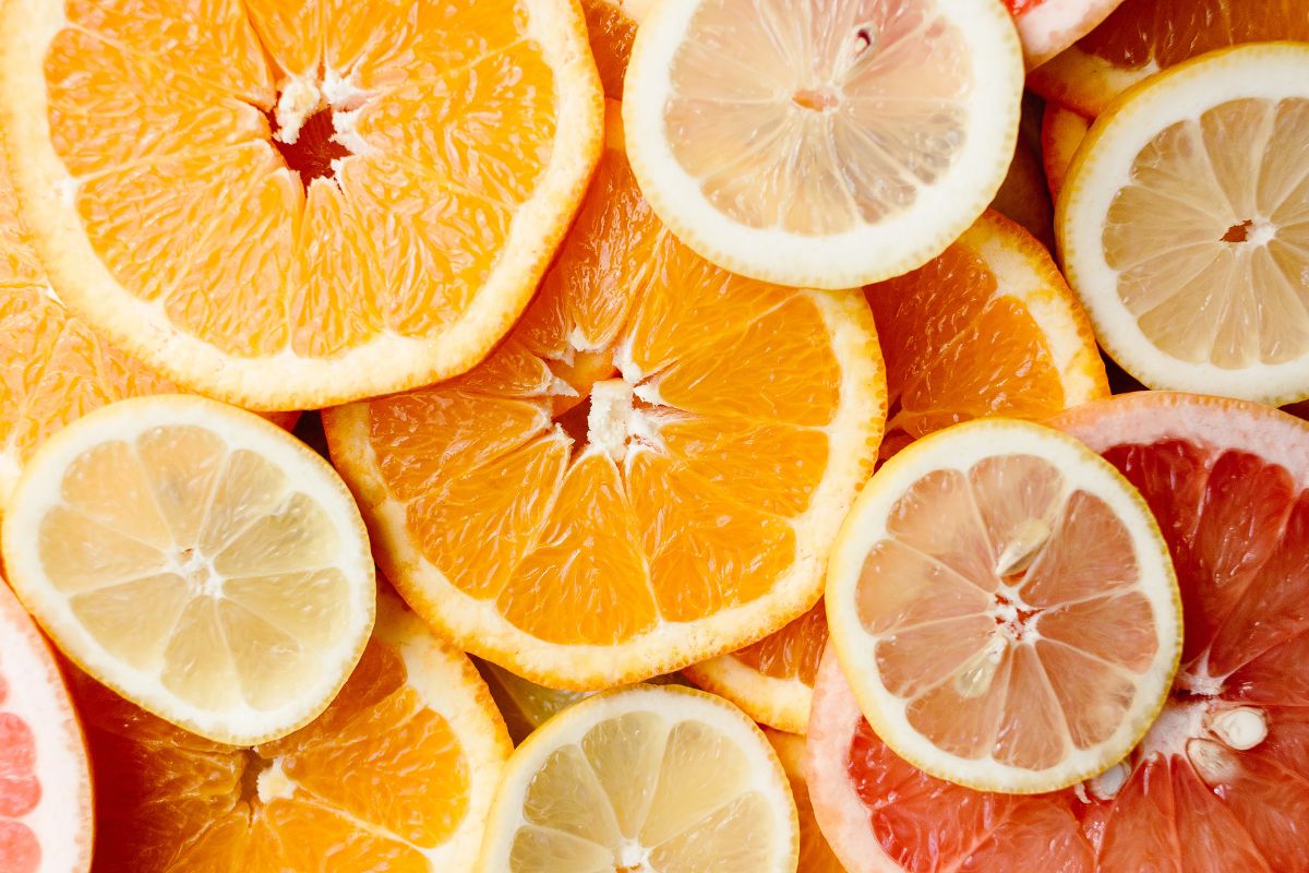 Oranges and mandarins contain a valuable compound - nobiletin.