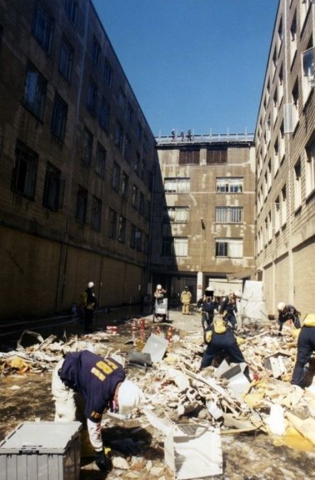 FBI ujawniło nieznane wcześniej zdjęcia z zamachu z 11 września 2001 roku 12