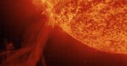 Rozbłyski na Słońcu. "Może czekać nas internetowa apokalipsa"