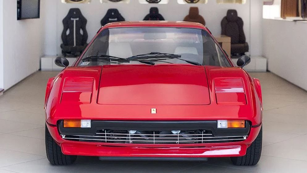 308 dzięki klasycznym liniom praktycznie się nie zestarzało.