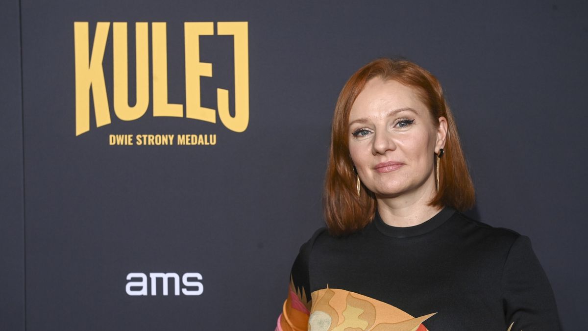 Ewelina Flinta na premierze filmu "Kulej. Dwie strony medalu"