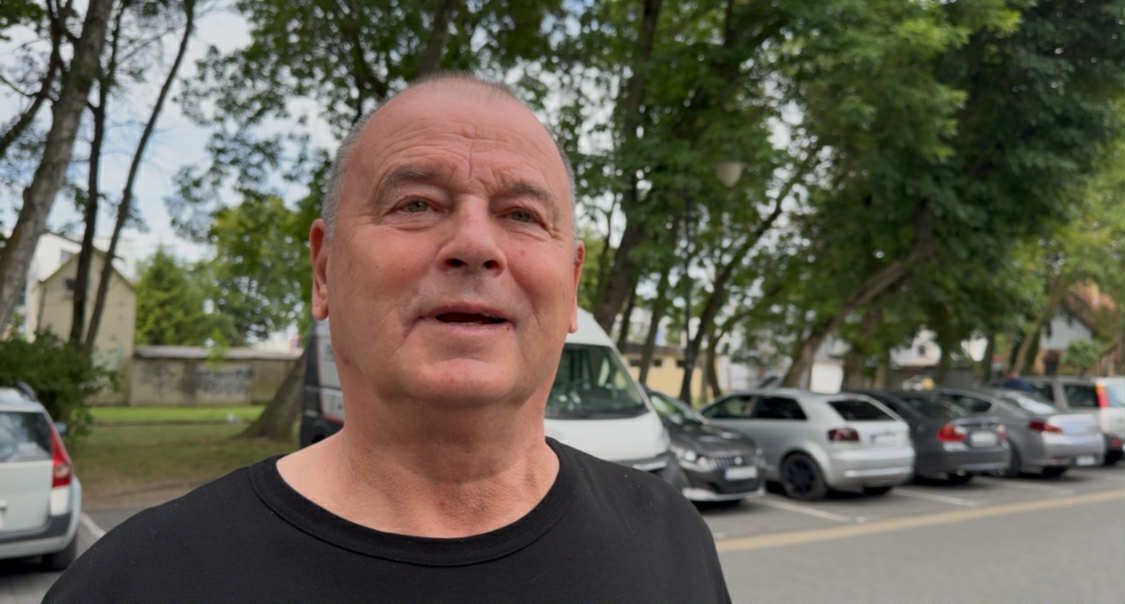 - Polska Ibiza to już nie jest - mówi turysta z Namysłowa.