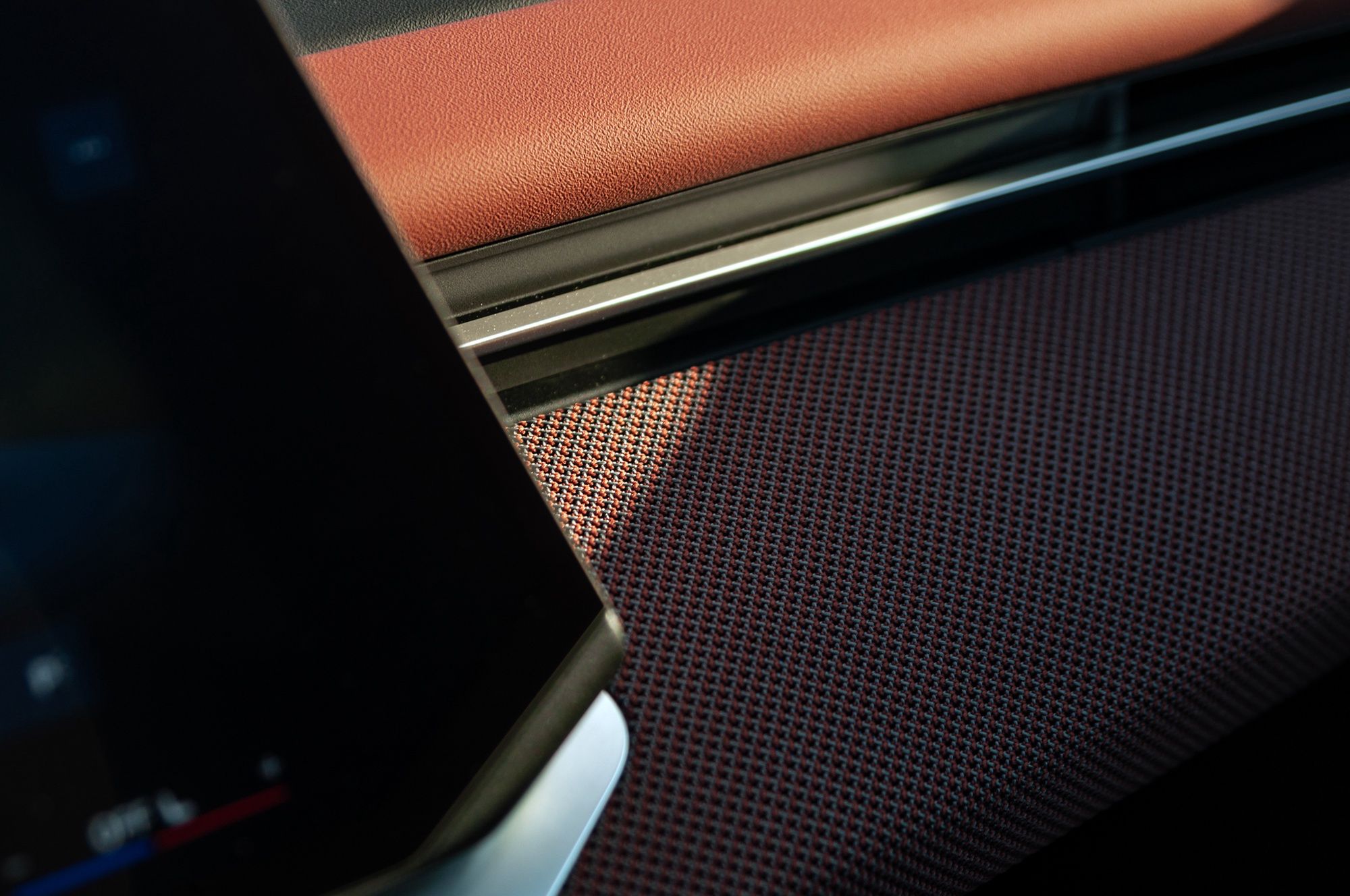 BMW iX3 50 xDrive (2025) - wnętrze