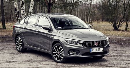 Nowy Fiat Tipo (2016) 1.4 16V - zdjęcia