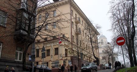 Napięta sytuacja na Ukrainie. Kanada wycofuje dyplomatów z ambasady