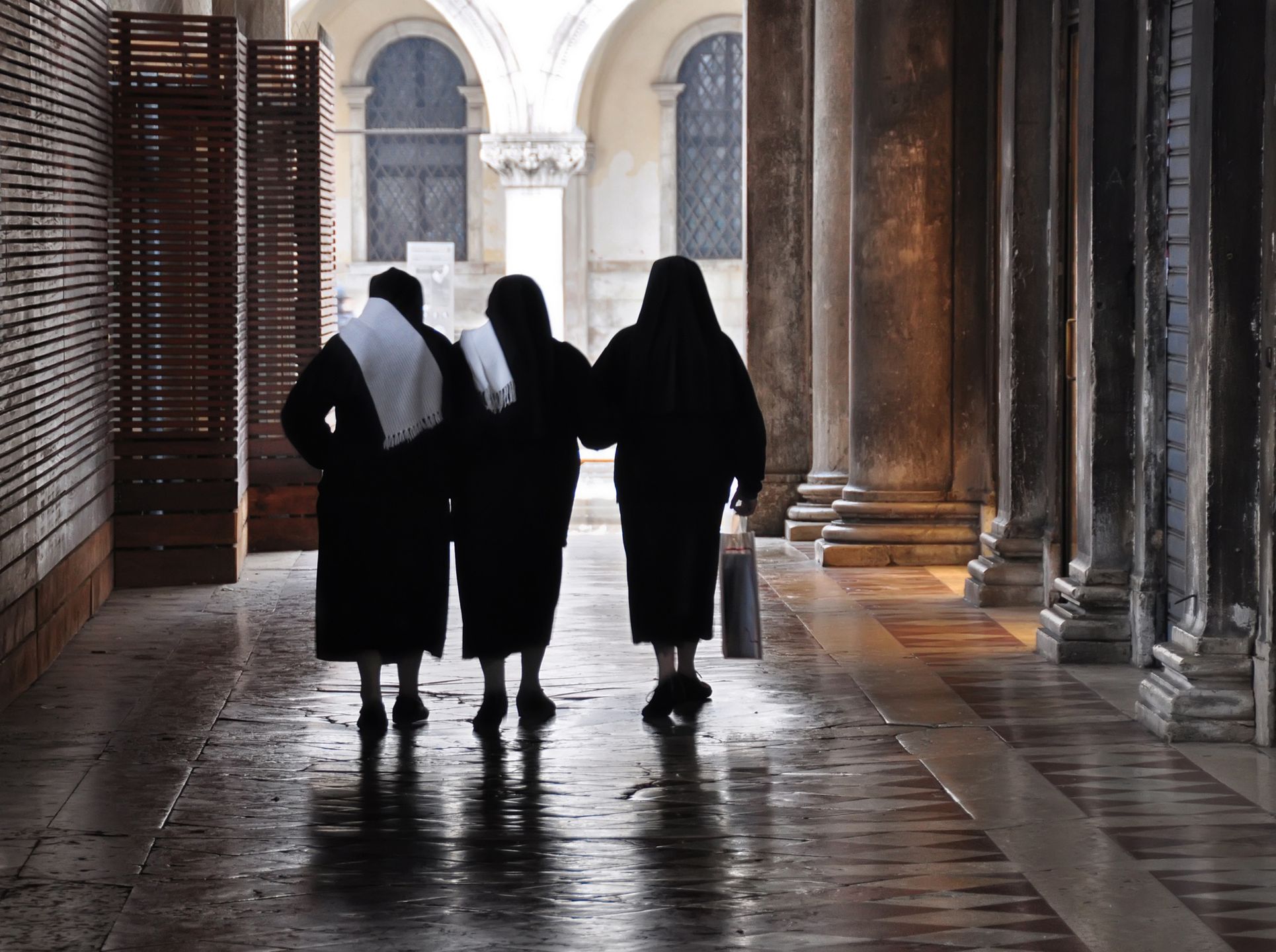 Po sześciu latach odeszła z zakonu