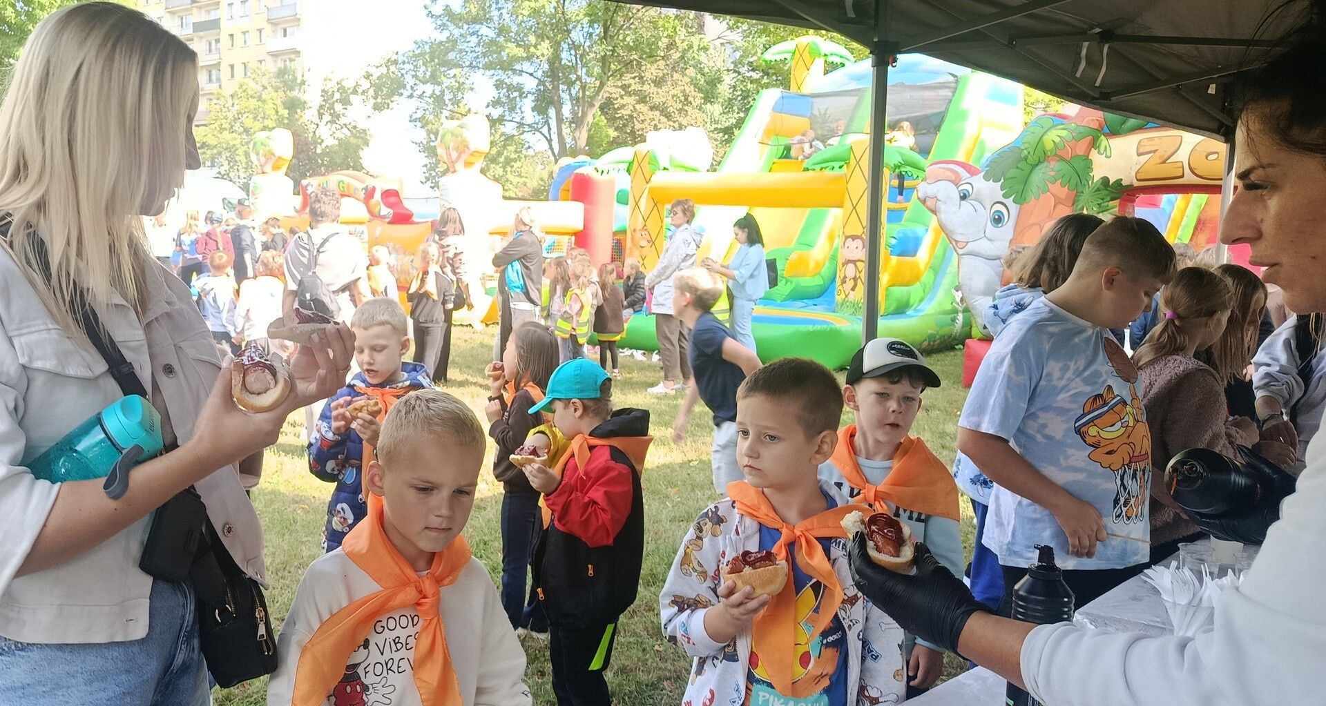 Prawie 1500 osób posprzątało Ostrowiec.