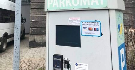 Bytom. Parkowanie w śródmieściu. Gotówką jednak zapłacisz. Na razie