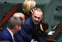Co zrobił przez 4 miesiące? Pokrętnie tłumaczą się ze startu ministra