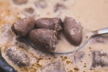 Nasi dziadkowie zajadali aż miło, a my się wzdrygamy na sam widok. Są tanie i mają pełno żelaza