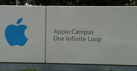 Apple chce zablokować sprawy z Motorolą