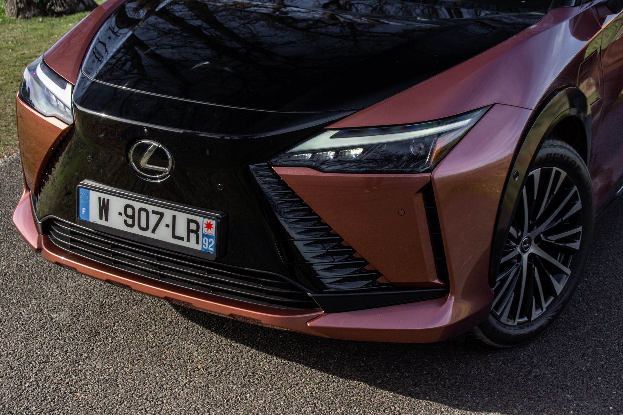 Lexus RZ 450e