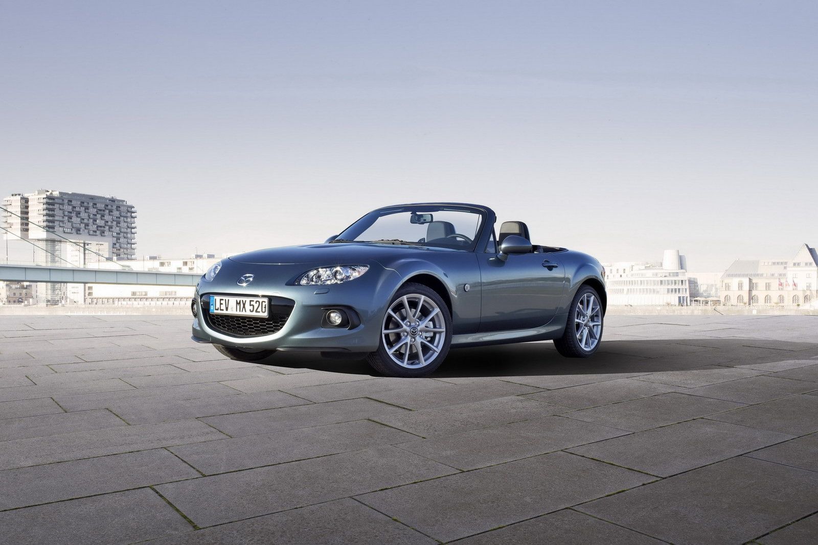 2013 Mazda MX-5 - kultowy roadster po kuracji odmładzającej [galeria] 4