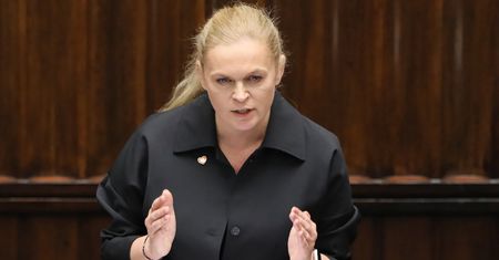 "Nie widzę powodu". Odpowiedziała arcybiskupowi ws. religii