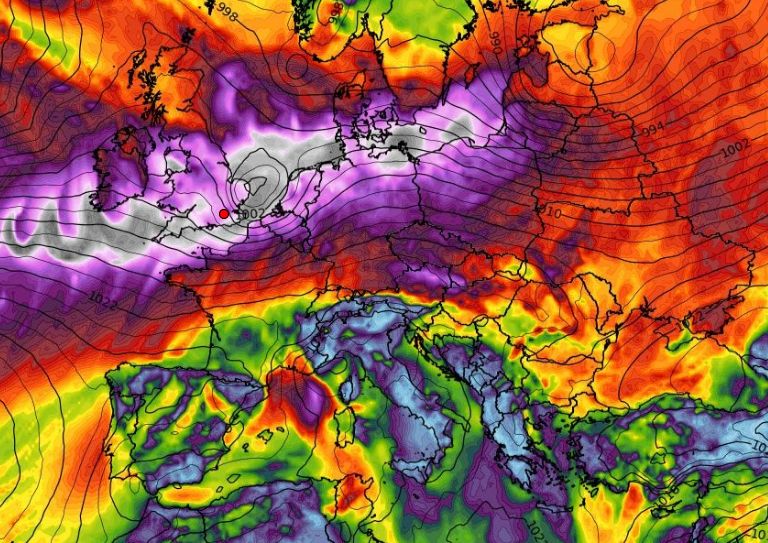 Pogoda wariuje. Alerty w całej Polsce. To nie koniec