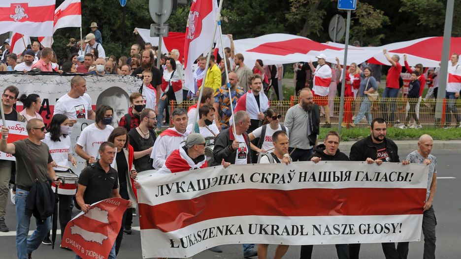 Na ulicach Białegostoku pojawiło się kilkaset osób, protestujących przeciwko reżimowi na Białorusi