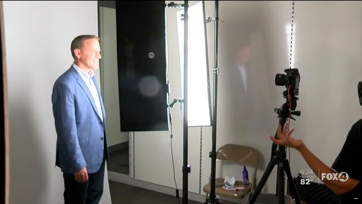 Fotografowie pomogli 10 000 bezrobotnych. Zrobili im zdjęcia za darmo 1