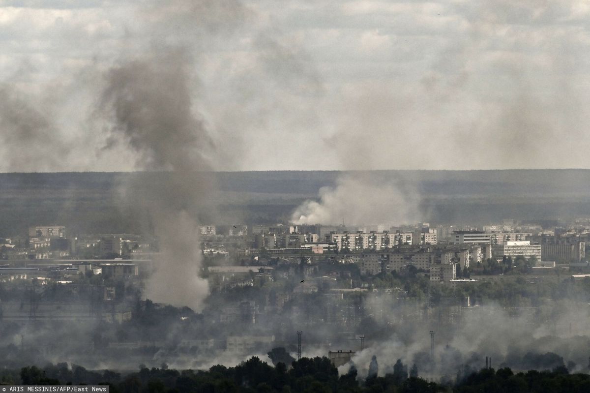 Rosjanie szturmują Siewierodonieck, chcą zdobyć ruiny razem z jego granicami 