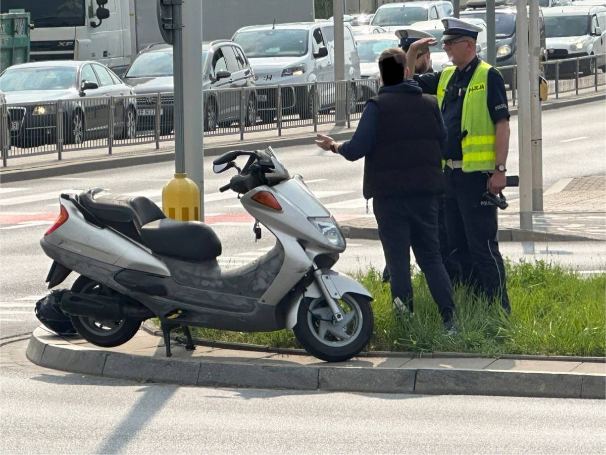 Skuter zderzył się z Peugeotem