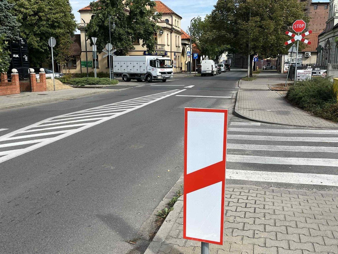 Pleszew: Miasto się korkuje. Nowe znaki STOP budzą kontrowersje