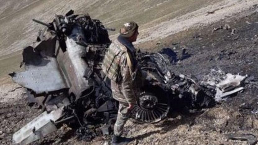 Armenia-Azerbejdżan. Sprzeczne doniesienia ws. katastrofy dwóch Su-25 (mil.am)