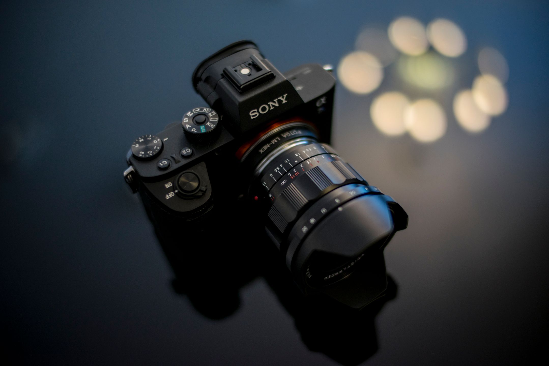 Voigtländer Ultron 21 mm f/1,8 ASPHERICAL - czarny koń ze stajni Cosina [recenzja] 9