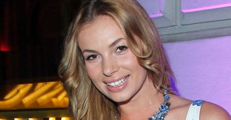 Izabela Janachowska chwali się wyrzeźbionym ciałem, pozując w bikini: "GOTOWA na LATO" (FOTO)