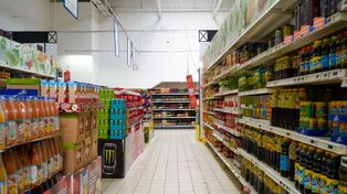 Francuski gigant handlu na ławie oskarżonych. Proces, który może wstrząsnąć rynkiem