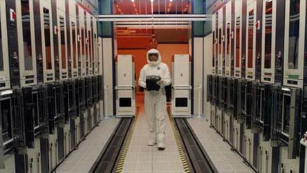 Intel rozpoczął produkcję w 32nm 1