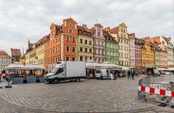 Spór o ogródki gastronomiczne we Wrocławiu. Wlepili kary na 87 tys. zł