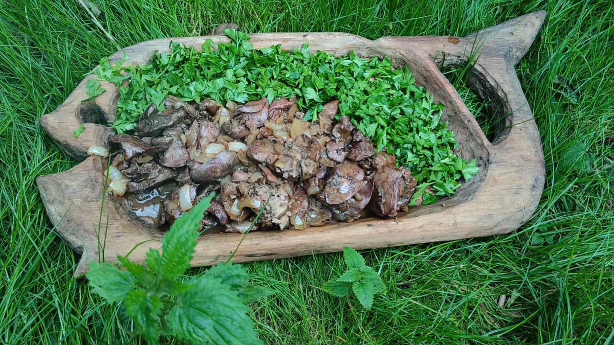 Warto łączyć mięso z dzikimi ziołami