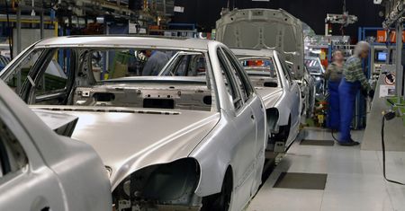 W poznańskim Volkswagenie pracę straci 450 osób. Na tym nie musi się skończyć
