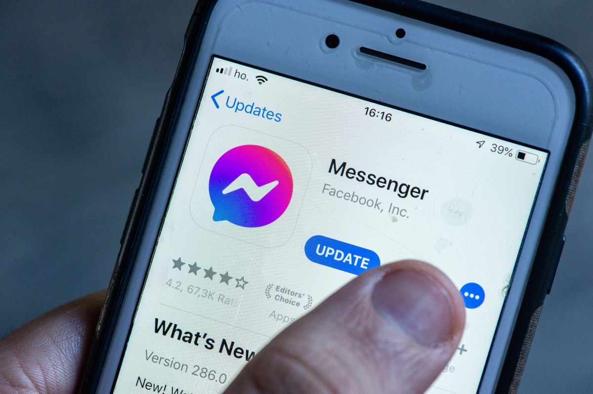 Messenger havaroval Facebook.  Někteří uživatelé nemohou odesílat zprávy
