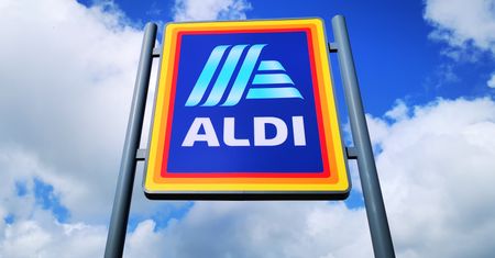 Koniec zbędnej makulatury. Aldi rezygnuje z papierowych gazetek