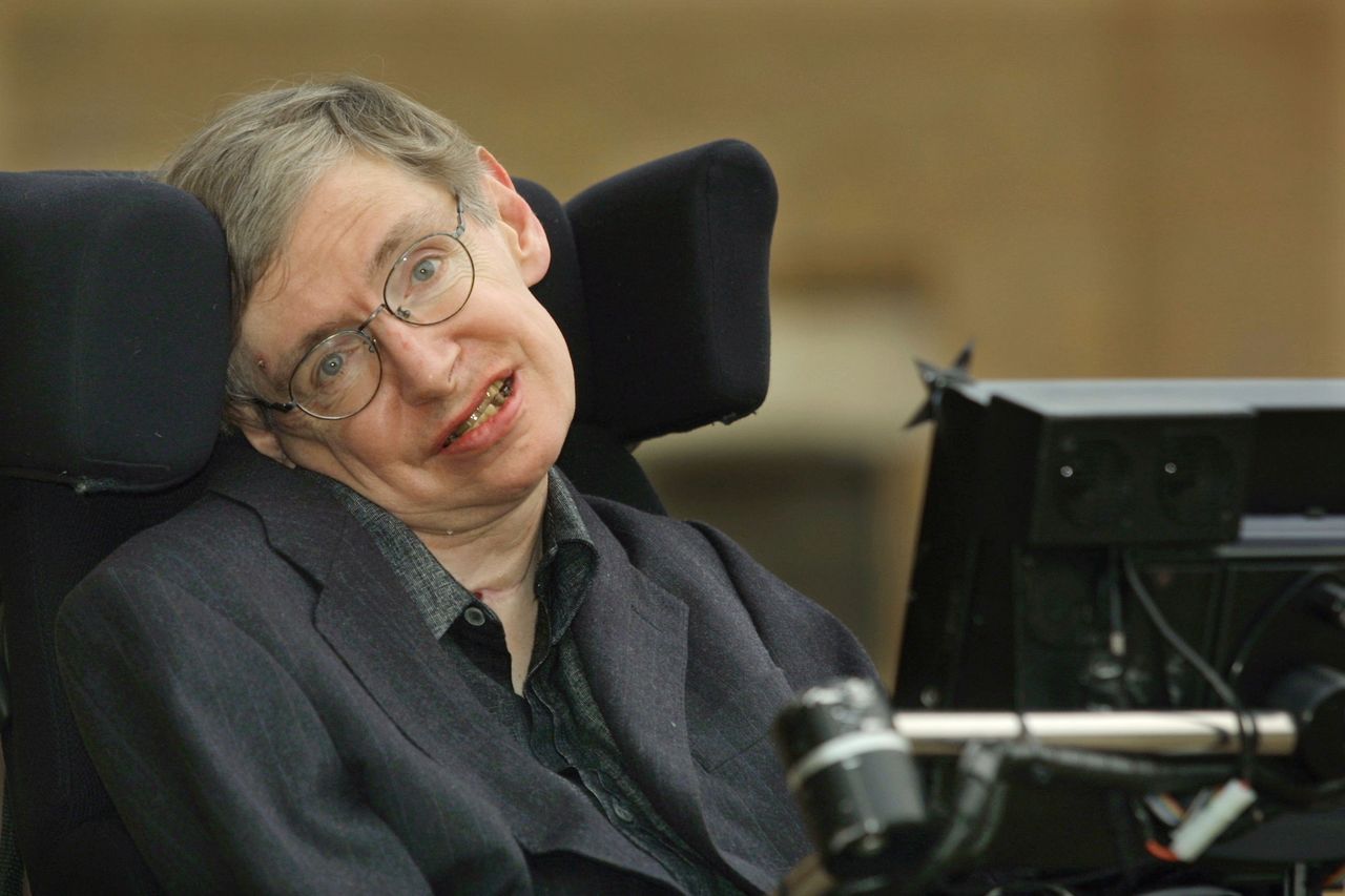 Stephen Hawking's chilling AI warnings resonate today