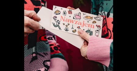 Burza o świeckie opłatki świąteczne. "Dla tradycyjnych ateistów"