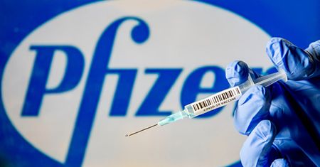 Szczepionka Pfizera. Izraelczycy przekazali nowe dane