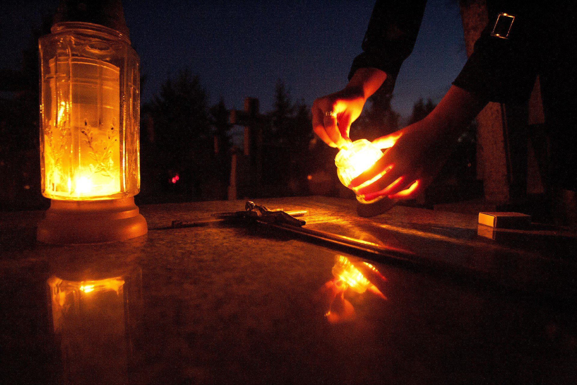 Makaron do odpalania zniczy