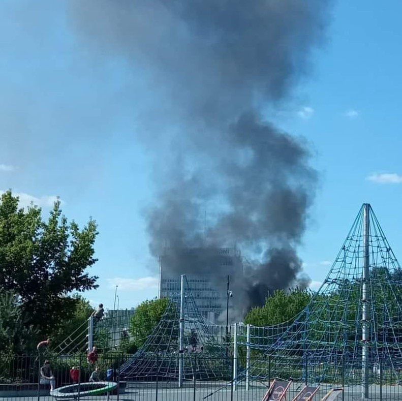 Warszawa. Spalił się autobus miejski. Ruszał z przystanku