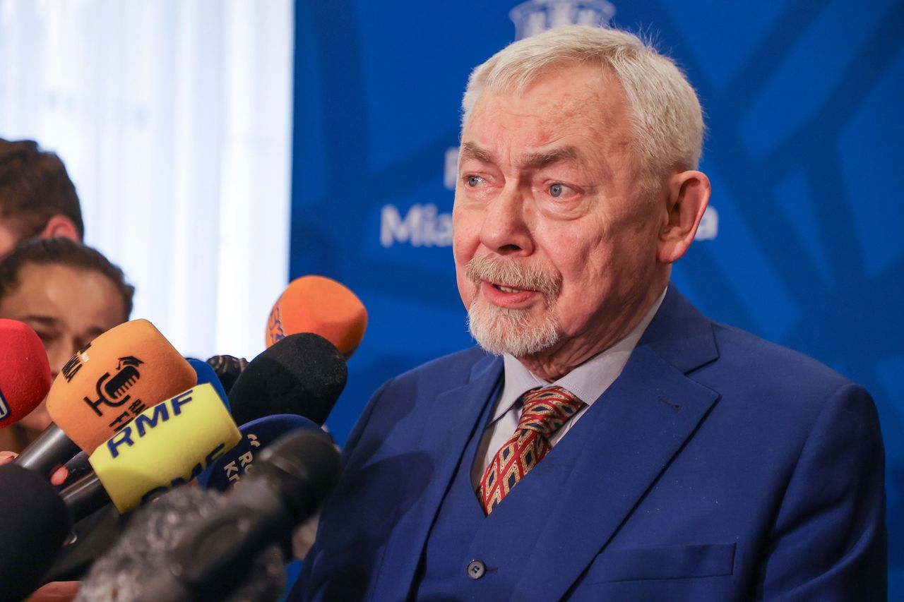 Prokuratura umorzyła sprawę Majchrowskiego. Zarzuty upadły
